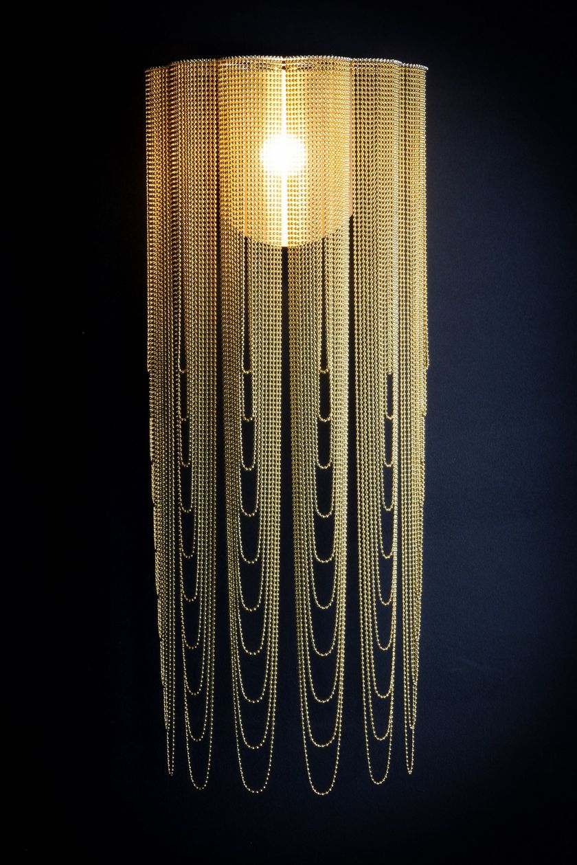 SCALLOPED LOOPED Wall light By Willowlamp | design Adam Hoets