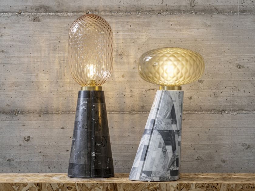 SEVEN BLOOMS by Stonethica - Lampada da terra in marmo di Carrara - 12