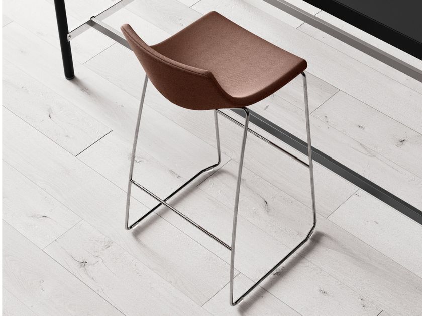 SUPEROTTO Sled base high fabric stool with footrest By Las Mobili