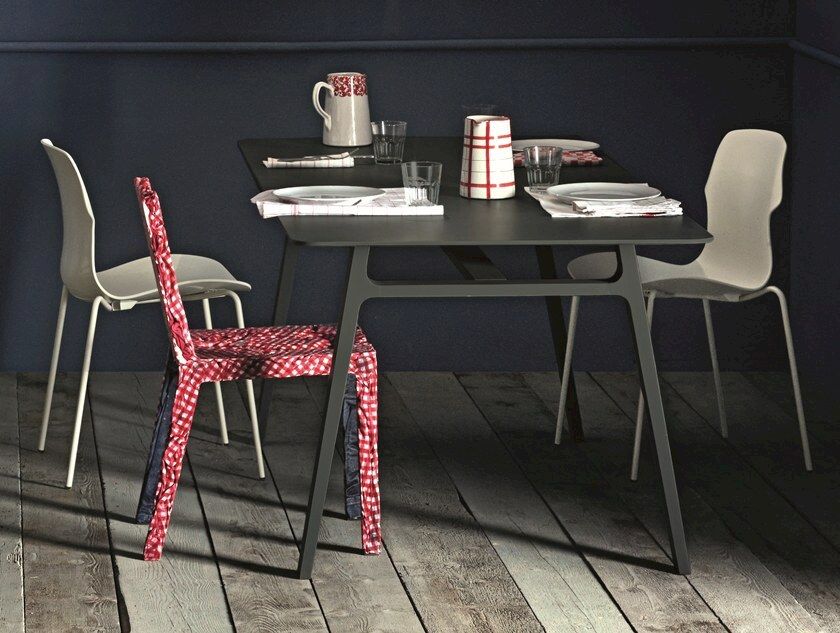 Casamania & Horm: Design indoor furniture | Archiproducts
