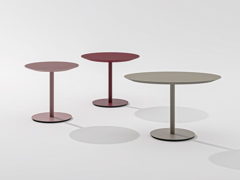 TABLE | Round coffee table By PROF
