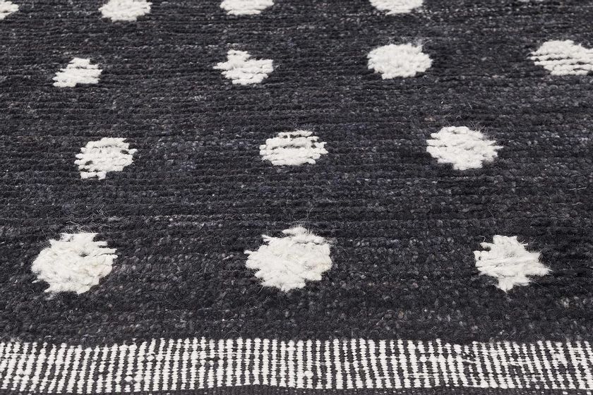 WOOLAND DOTS Rug By Mohebban