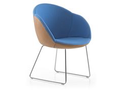 Sedia a slitta imbottita in tessuto&nbsp;MARGHERITA - ADDO FURNITURE