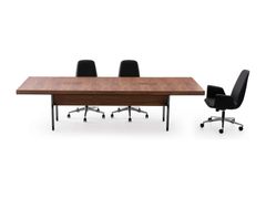 Tavolo da riunione rettangolare in legno con sistema passacavi&nbsp;PAX - ADDO FURNITURE