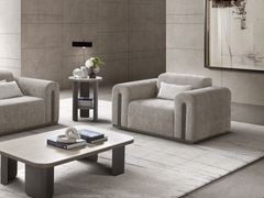 Poltrona in tessuto con braccioli&nbsp;PERLA - ADORA