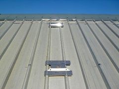 Linea vita&nbsp;Ancoraggio su coperture metalliche - AM.SA.