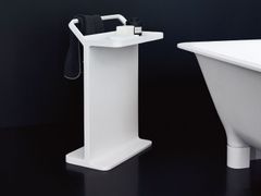 Porta asciugamani da terra in Solid Surface&nbsp;MULTIFUNZIONE - AGAPE