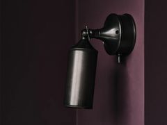 Faretto orientabile da parete in ottone&nbsp;MM. MAIOMENOS - POST LIGHT INTERNATIONAL