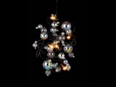 Lampada a sospensione fatta a mano in vetro&nbsp;BUBBLES FLOW CHANDELIER CONICAL - BRAND VAN EGMOND