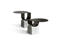 Tavolino in cemento con piano in metallo&nbsp;VAGUE - BONALDO