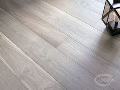Parquet spazzolato in noce&nbsp;NOCE SBIANCATO - CADORIN GROUP