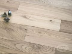 Parquet spazzolato in olmo&nbsp;OLMO DE CASERA EFFETTO CRUDO - CADORIN GROUP