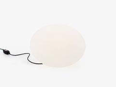 Lampada da terra a LED in polietilene&nbsp;GLOBE INDOOR - CINNA