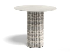 Tavolo da giardino rotondo in fibra sintetica e piano in HPL&nbsp;MYMI - DEDON