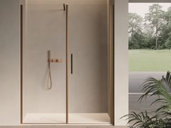 Box doccia rettangolare in vetro con porta a battente&nbsp;LUCE - DISENIA SRL  BY IDEAGROUP