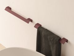 PORTA ASCIUGAMANI A BARRA IN ALLUMINIO&nbsp;MATRIX - DISENIA SRL  BY IDEAGROUP