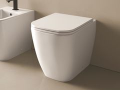 Wc in ceramica a pavimento&nbsp;TEO - DISENIA SRL  BY IDEAGROUP