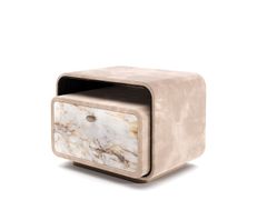 Comodino rettangolare in pelle con cassetti&nbsp;HESTIA'S ODE - DASH CASA GROUP