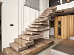 Scala a sbalzo&nbsp;LITTLE C ROTTERDAM - EESTAIRS NEDERLAND