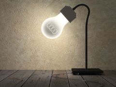 Lampada da tavolo a LED orientabile&nbsp;CARA VECCHIA LAMPADINA FLEX - ESSENZIALED