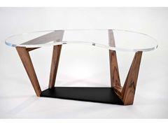Tavolino con piano in plexiglass e base in legno&nbsp;CLEAR - FEZA DSGN