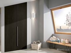 Armadio mansardato lavanderia con ante a soffietto&nbsp;COMPOSIZIONE 42 - FERRIMOBILI