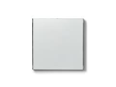 Specchio quadrato in acciaio inox&nbsp;TAPER - FORM & REFINE