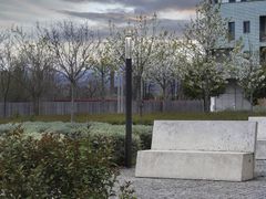 Palo da arredo urbano completo di apparecchio illuminante&nbsp;FLUTE URBAN - GOCCIA ILLUMINAZIONE