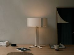 Lampada da tavolo in alluminio e tessuto&nbsp;OKOLO - GRUPA STUDIO