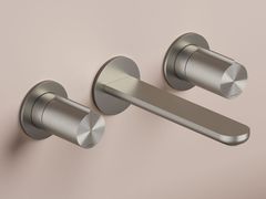Rubinetto per lavabo a 3 fori a muro in acciaio inox con rosette separate&nbsp;GENT GT105T - HOTBATH