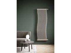 Radiatore d'arredo in acciaio a elementi sinuosi&nbsp;TESI RUNNER - IRSAP