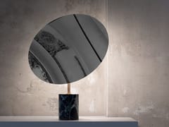 Lampada da tavolo orientabile a LED in marmo Verde Alpi&nbsp;DAVIDE GROPPI - CALVINO Green Alps marble - ARCHIPRODUCTS.COM