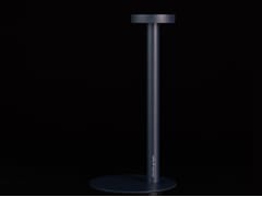 Lampada da tavolo a LED a batteria&nbsp;DAVIDE GROPPI - TeTaTeT GREY BLUE - ARCHIPRODUCTS.COM
