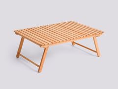 Tavolino da giardino pieghevole in faggio&nbsp;HAY - OUTDOOR MARKET FOLDING TABLE - ARCHIPRODUCTS.COM