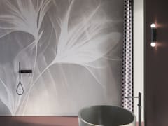 Carta da parati con motivi floreali&nbsp;NASHIRA - INSTABILELAB