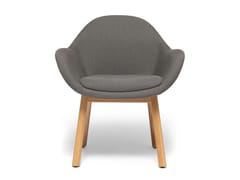 Poltroncina in tessuto con braccioli e base in legno&nbsp;BOWLER - KVN DESIGN FURNITURE