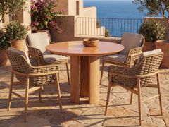 Sedia da giardino impilabile in corda con braccioli&nbsp;TILOS - KETTAL