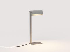 Lampada da tavolo con testa girevole singola&nbsp;IPOLI 09 - LAMBERT & FILS