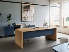 Scrivania direzionale rettangolare in legno&nbsp;ANYWARE - MARTEX