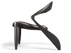 Poltroncina in legno massello con schienale aperto&nbsp;LOCUS - RIVETHEL GUILD