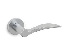 Maniglia in ottone su rosetta&nbsp;AGATA - OLIVARI B