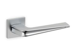 Maniglia in ottone su rosetta&nbsp;CHEVRON - OLIVARI B