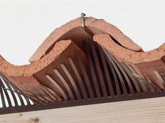 Elemento e griglia di ventilazione in rame&nbsp;PETTINE PARAPASSERO - OFFICINE RASERA