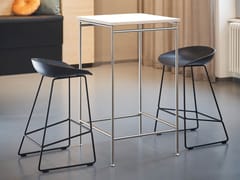 Tavolo alto quadrato in acciaio inox e legno&nbsp;KARLSRUHER TABLE - PHOS DESIGN