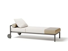 Lettino da giardino imbottito in tessuto acrilico con ruote&nbsp;RIVOLI - POINT