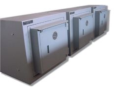 Cassaforte per il settore bancario&nbsp;Passavalori - PARMA ANTONIO & FIGLI