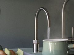 RUBINETTO DA CUCINA IN ACCIAIO INOX CON DOCCETTA ESTRAIBILE&nbsp;NORDIC ROUND SINGLE TAP - QUOOKER ITALIA