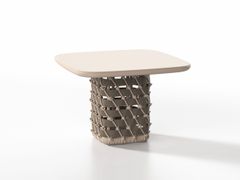 Tavolino da giardino quadrato&nbsp;KORO - SKLD STUDIO