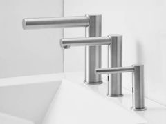 Asciugamani elettrico / Dispenser sapone / rubinetto per bagni pubblici in acciaio inox&nbsp;EVER TRIO - STERN ENGINEERING