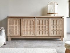 Madia in rovere con ante a battente&nbsp;BODI - TICKET FOR THE MOON